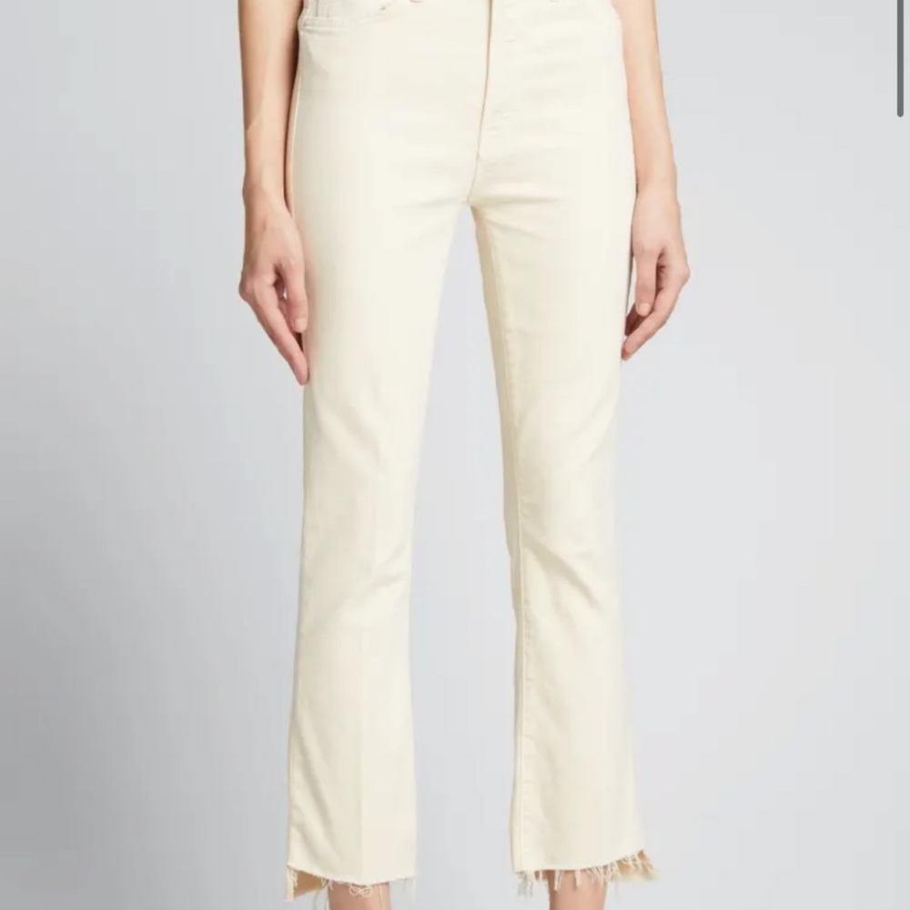 NWOT MOTHER the insider crop step fray in chalk ivory size 28